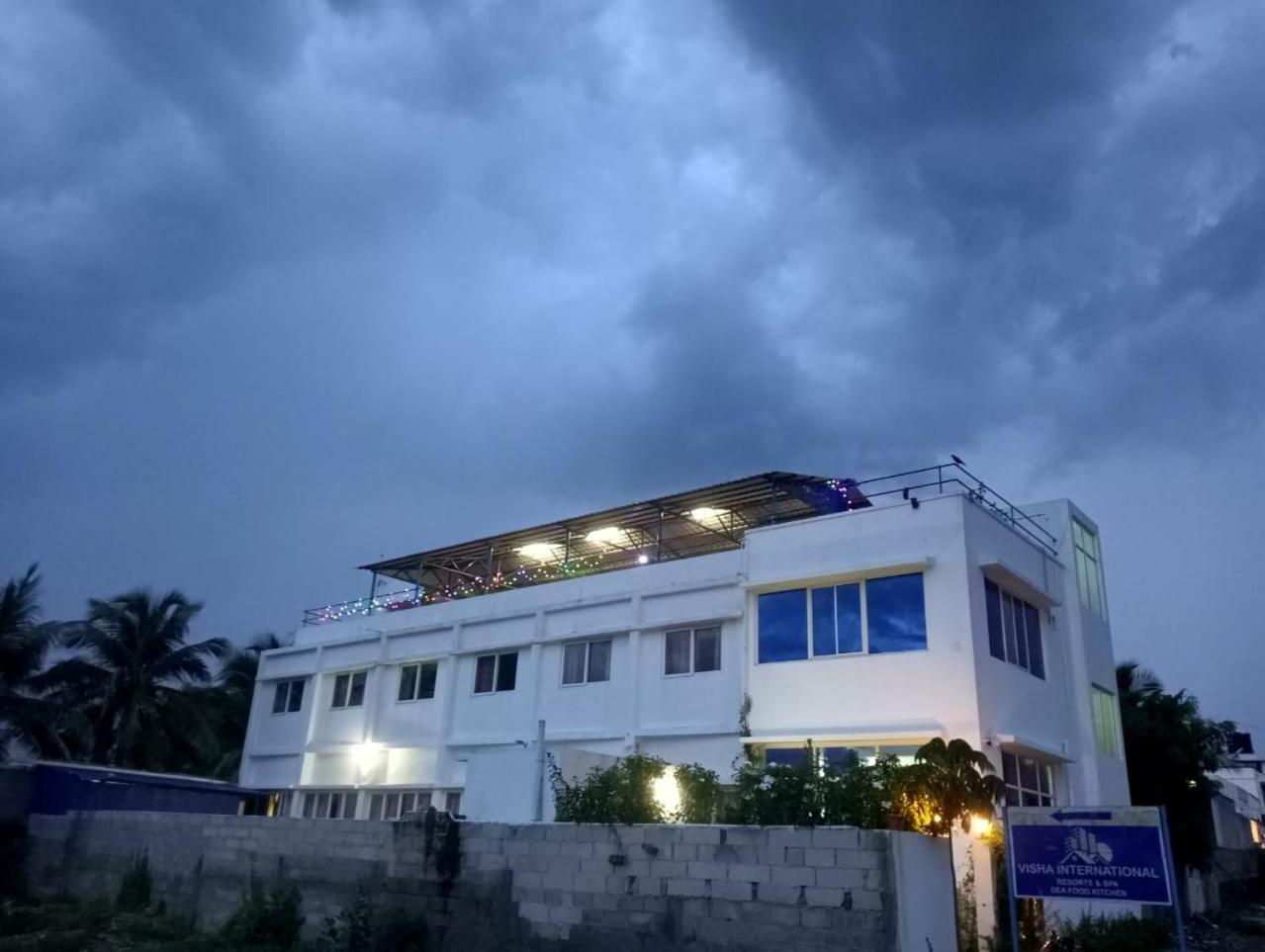 Visha Park International Otel Tirupporur Dış mekan fotoğraf